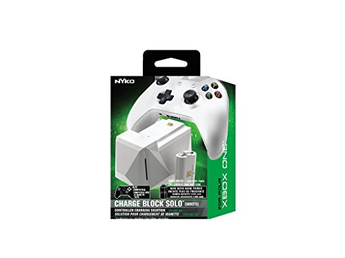 Nyko Charge Block Solo (Бял) - Станция за зареждане на контролера с акумулаторна батерия, с капак и приложените кабел за захранване и Micro-USB /AC за Xbox One